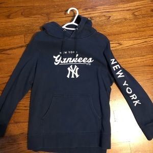 New York Yankees Hoodie size XL